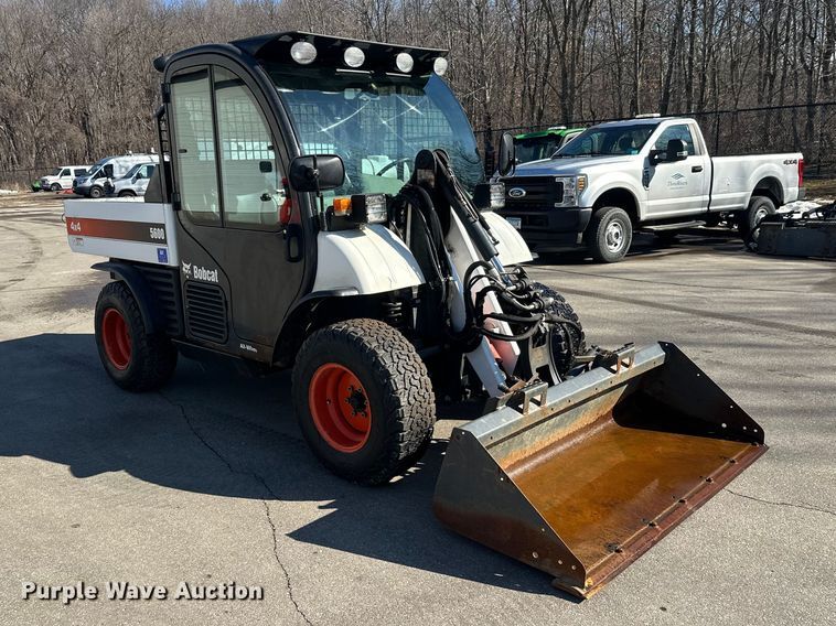 image for item FK1832 2019 Bobcat 5600 utility vehicle