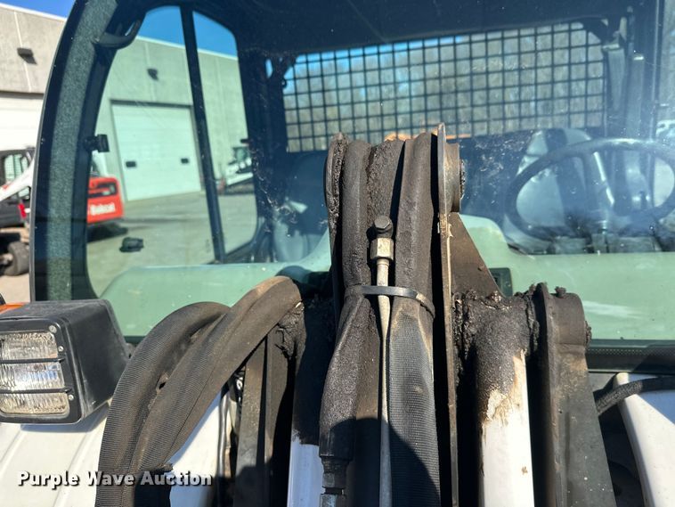 image for item FK1832 2019 Bobcat 5600 utility vehicle