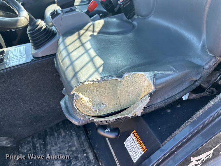 image for item FK1832 2019 Bobcat 5600 utility vehicle