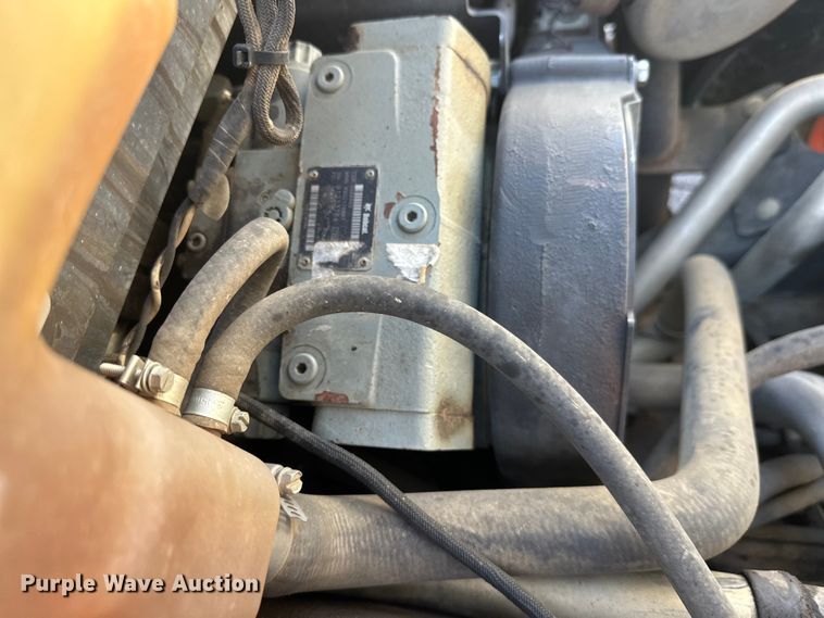 image for item FK1832 2019 Bobcat 5600 utility vehicle