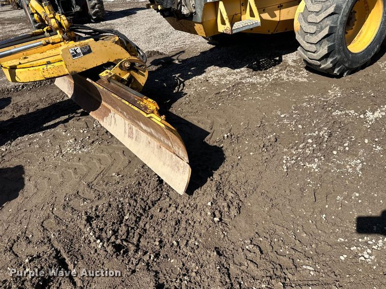 image for item FK1836 2000 Champion C70A26 motor grader