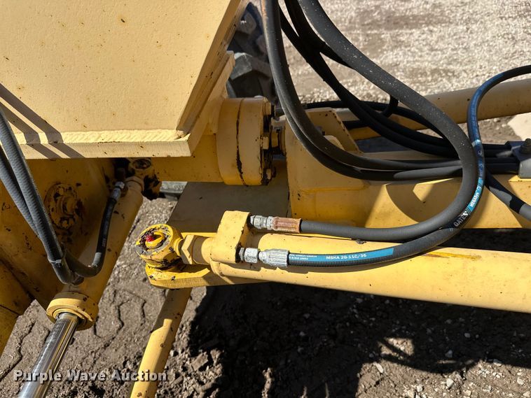 image for item FK1836 2000 Champion C70A26 motor grader