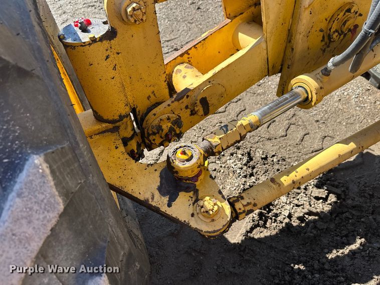 image for item FK1836 2000 Champion C70A26 motor grader