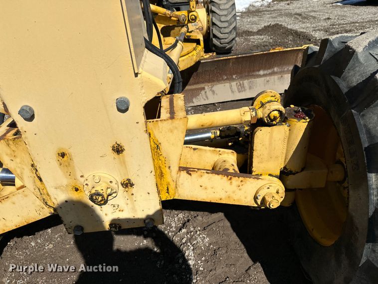 image for item FK1836 2000 Champion C70A26 motor grader