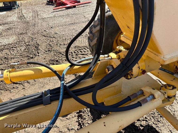 image for item FK1836 2000 Champion C70A26 motor grader