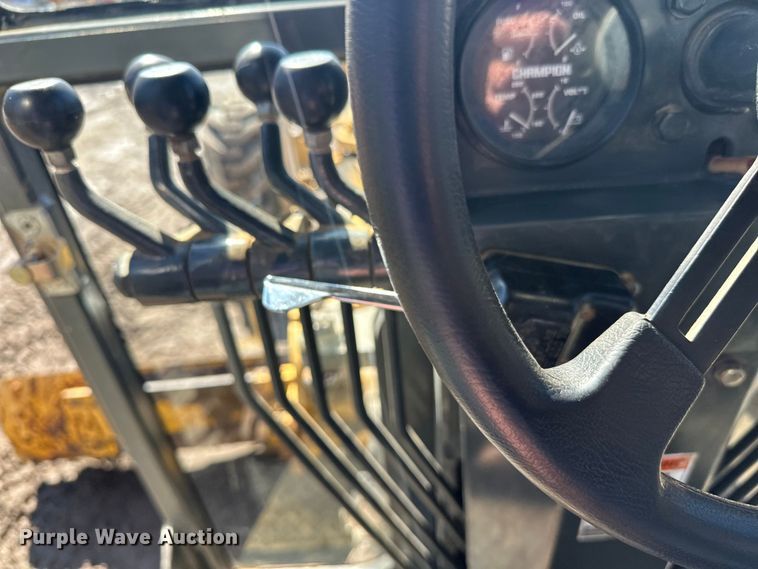 image for item FK1836 2000 Champion C70A26 motor grader