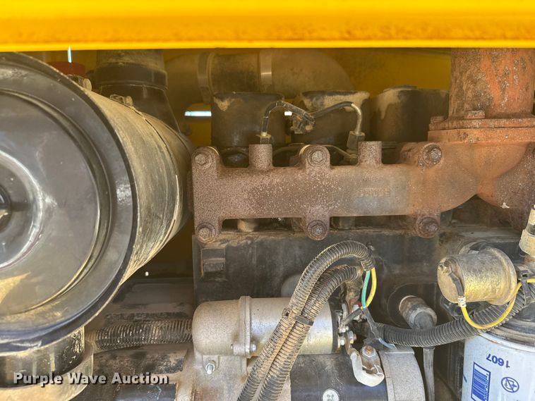 image for item FK1836 2000 Champion C70A26 motor grader