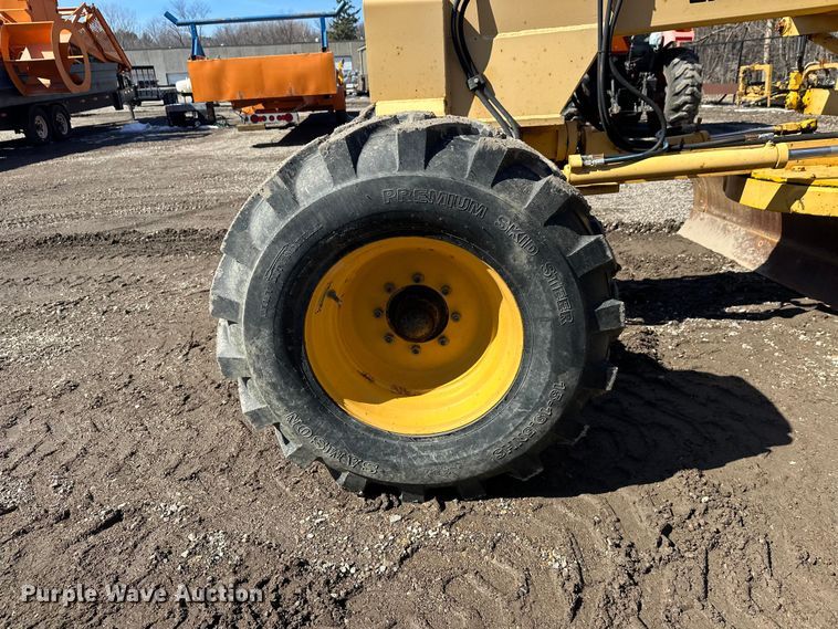 image for item FK1836 2000 Champion C70A26 motor grader