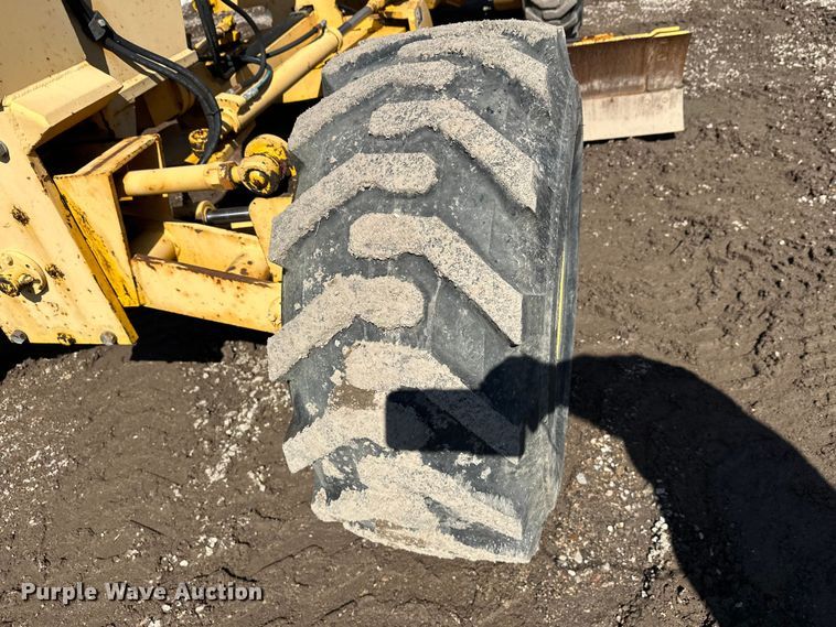 image for item FK1836 2000 Champion C70A26 motor grader