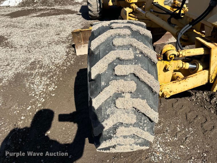 image for item FK1836 2000 Champion C70A26 motor grader