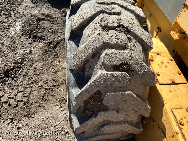 image for item FK1836 2000 Champion C70A26 motor grader