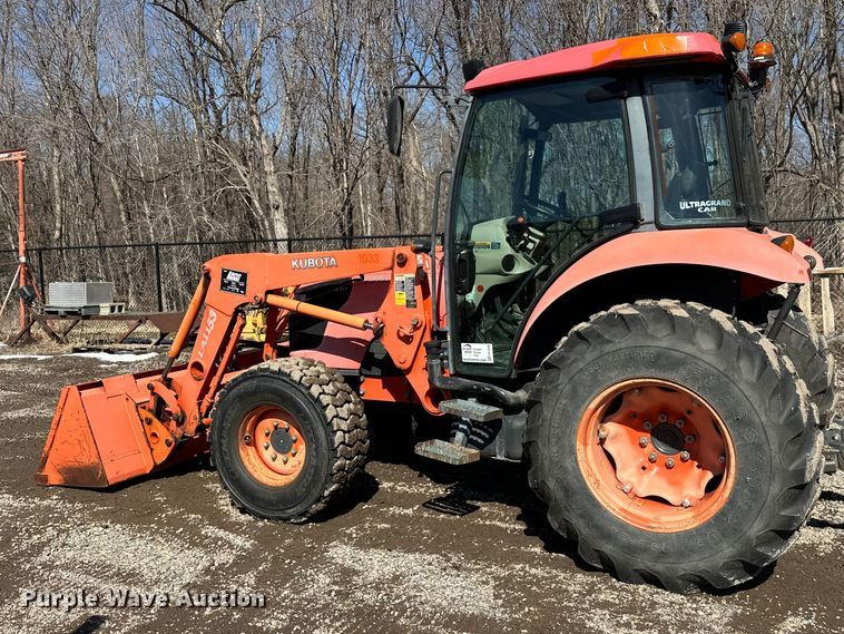 image for item FK1838 Kubota M7040D MFWD tractor
