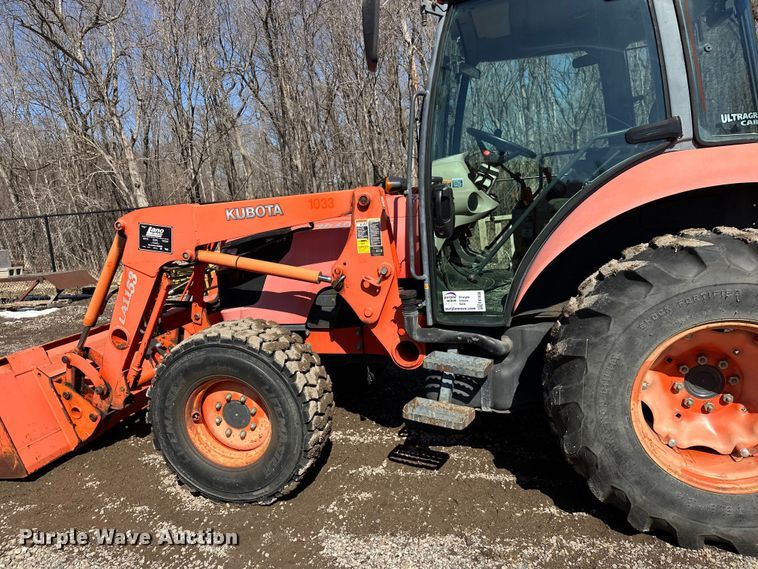 image for item FK1838 Kubota M7040D MFWD tractor