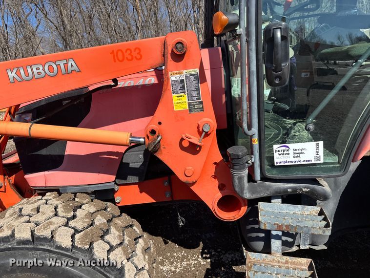 image for item FK1838 Kubota M7040D MFWD tractor
