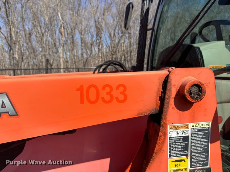image for item FK1838 Kubota M7040D MFWD tractor
