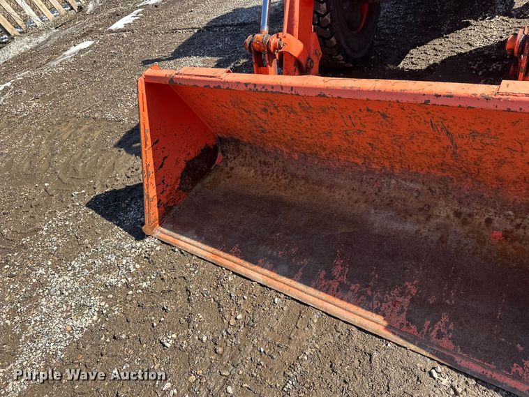 image for item FK1838 Kubota M7040D MFWD tractor