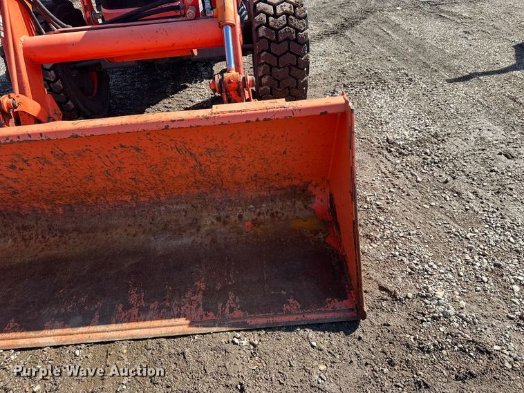 image for item FK1838 Kubota M7040D MFWD tractor