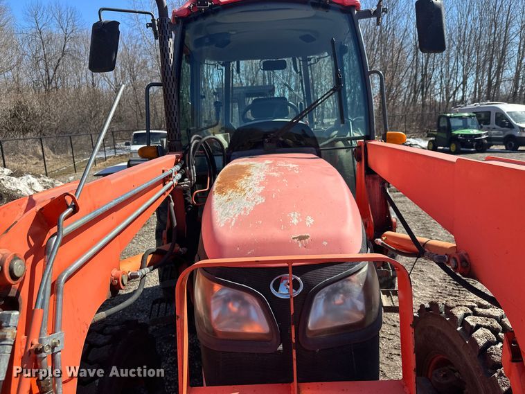 image for item FK1838 Kubota M7040D MFWD tractor