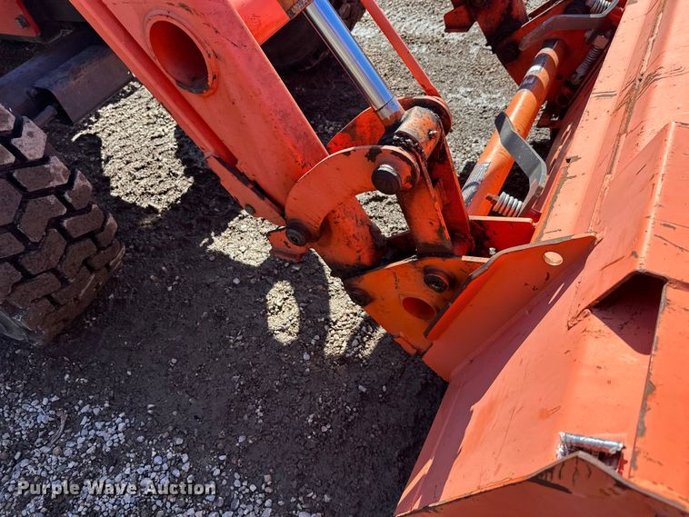 image for item FK1838 Kubota M7040D MFWD tractor