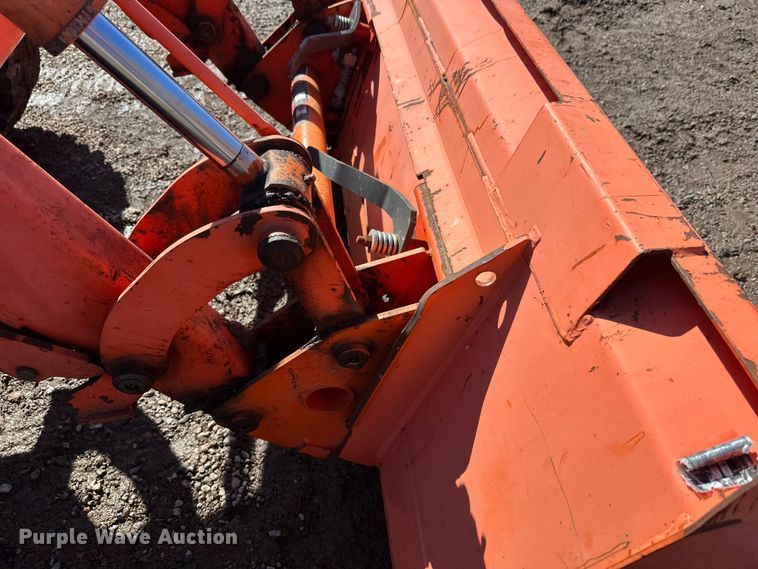 image for item FK1838 Kubota M7040D MFWD tractor