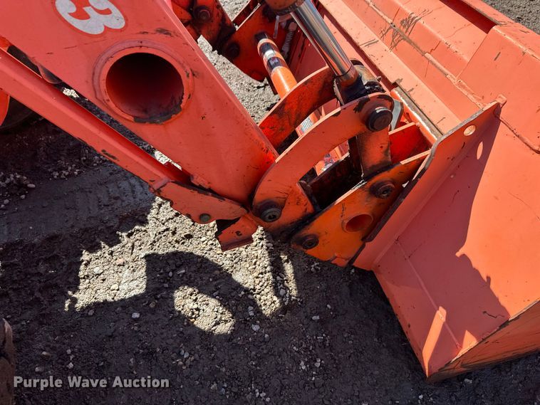 image for item FK1838 Kubota M7040D MFWD tractor