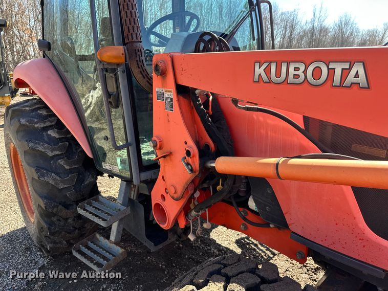image for item FK1838 Kubota M7040D MFWD tractor