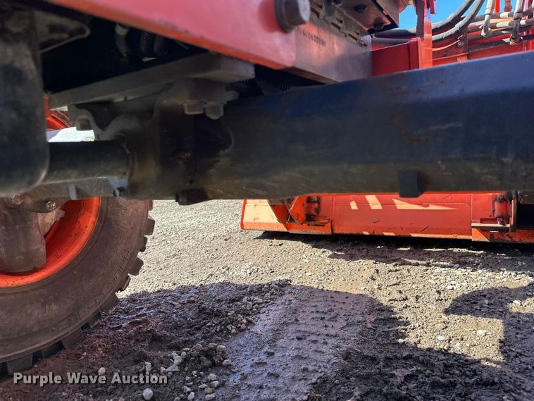 image for item FK1838 Kubota M7040D MFWD tractor