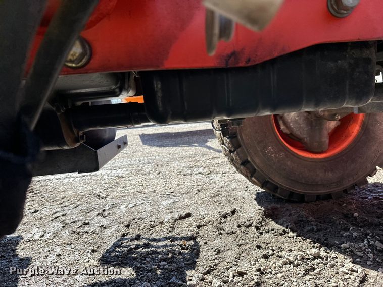 image for item FK1838 Kubota M7040D MFWD tractor