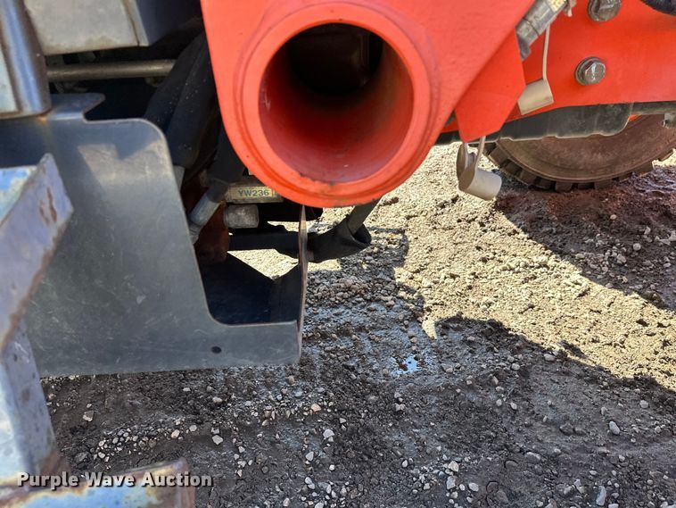 image for item FK1838 Kubota M7040D MFWD tractor