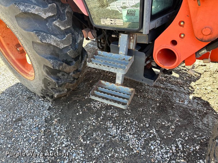 image for item FK1838 Kubota M7040D MFWD tractor