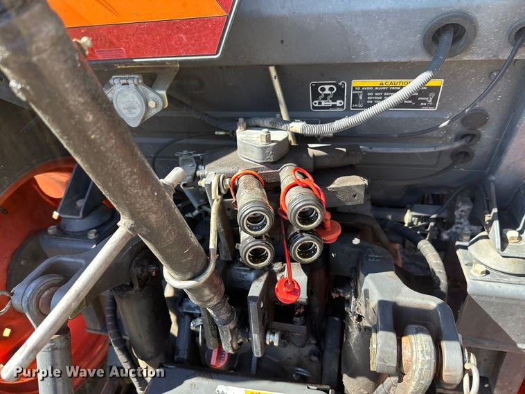 image for item FK1838 Kubota M7040D MFWD tractor