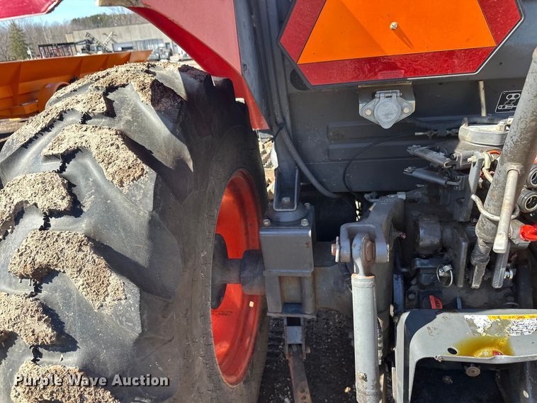 image for item FK1838 Kubota M7040D MFWD tractor