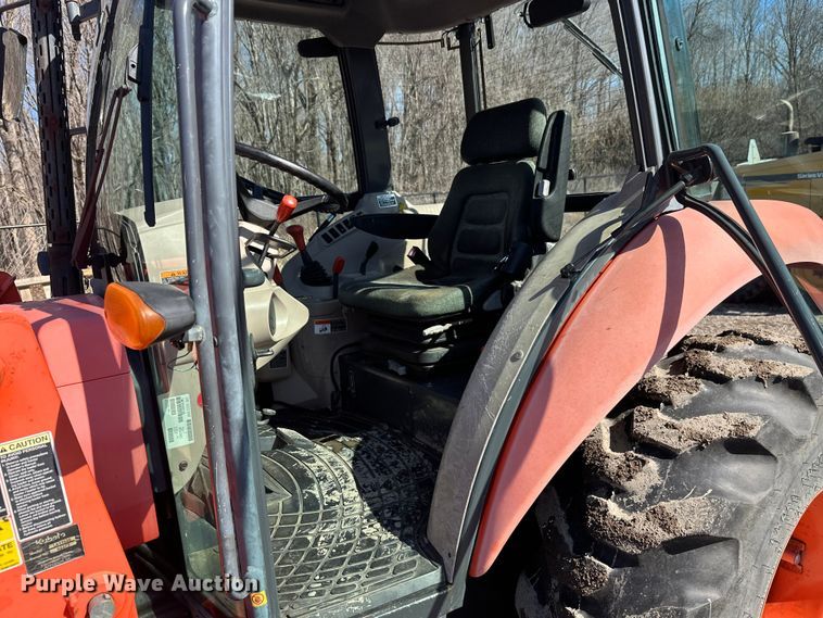 image for item FK1838 Kubota M7040D MFWD tractor