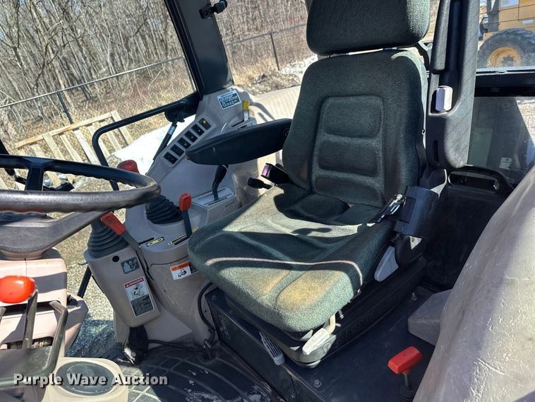 image for item FK1838 Kubota M7040D MFWD tractor