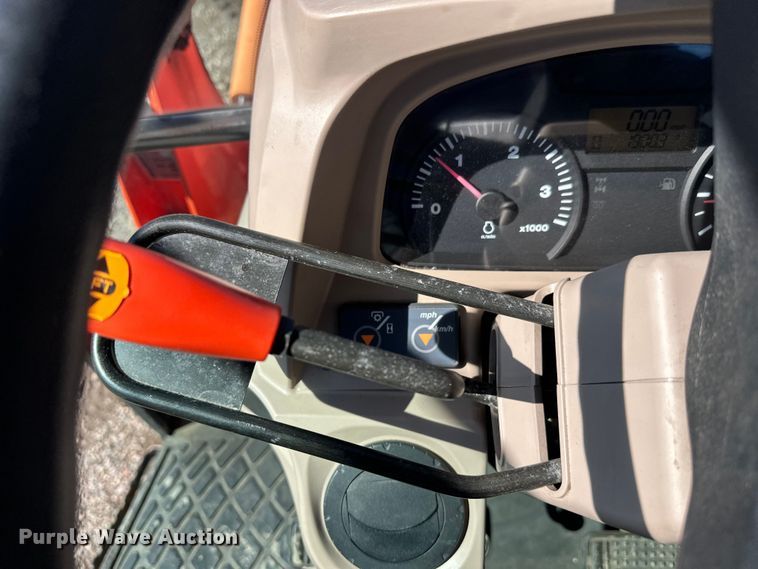 image for item FK1838 Kubota M7040D MFWD tractor