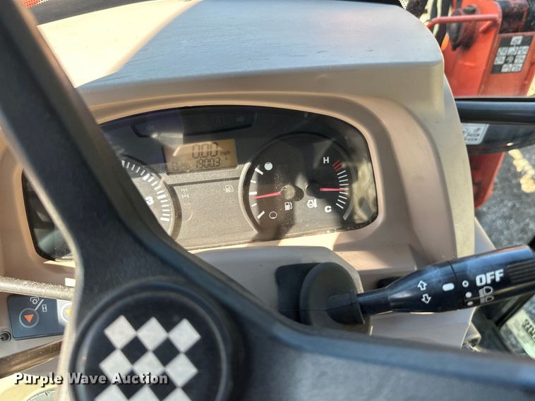 image for item FK1838 Kubota M7040D MFWD tractor