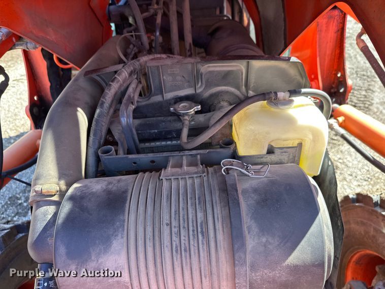 image for item FK1838 Kubota M7040D MFWD tractor