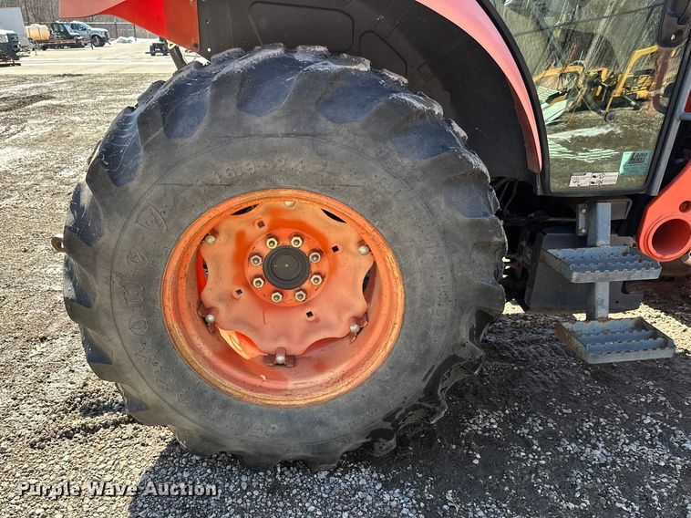 image for item FK1838 Kubota M7040D MFWD tractor