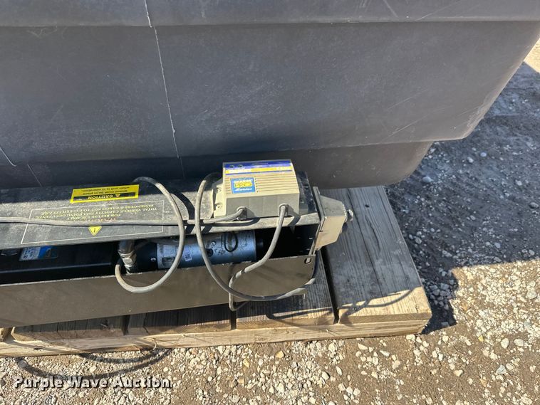 image for item FK1840 Roto  Hi dump dump box