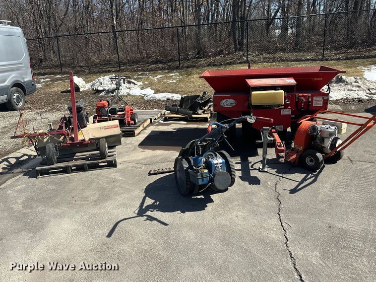 image for item FK1841 Lawn and garden equipment