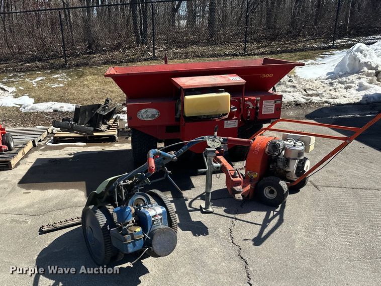 image for item FK1841 Lawn and garden equipment