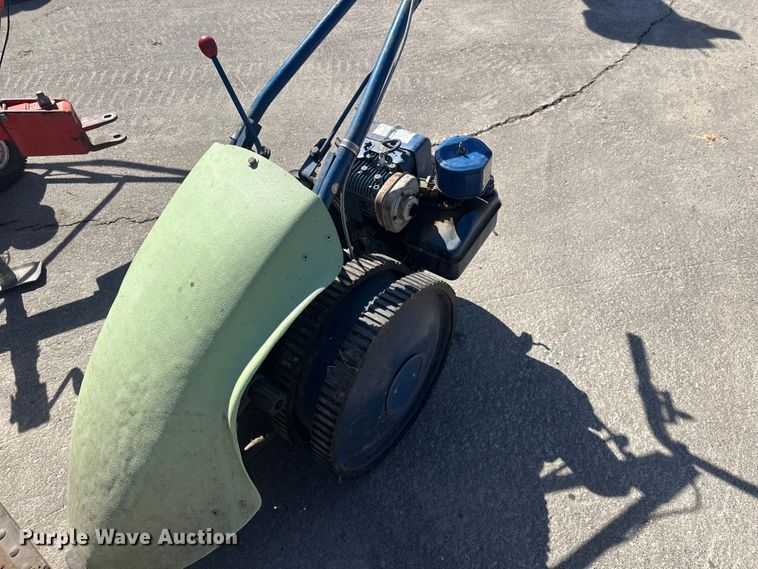 image for item FK1841 Lawn and garden equipment