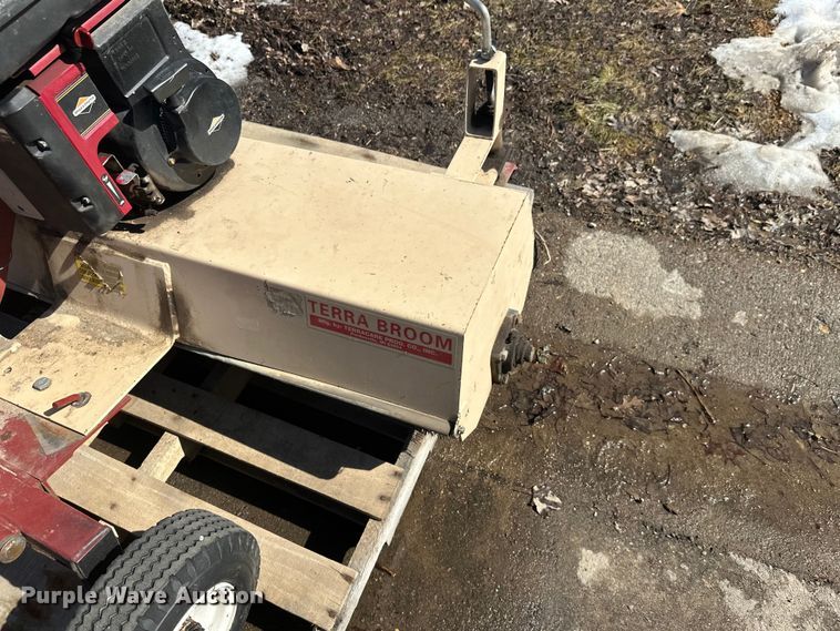 image for item FK1841 Lawn and garden equipment