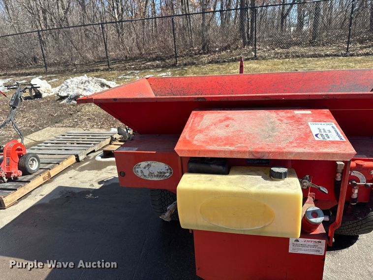 image for item FK1841 Lawn and garden equipment