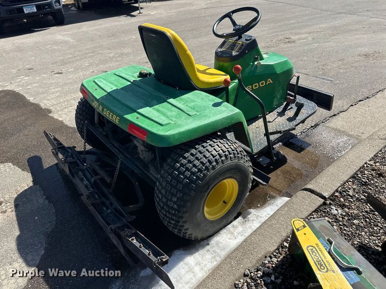 image for item FK1842 John Deere 1200a bunker rake