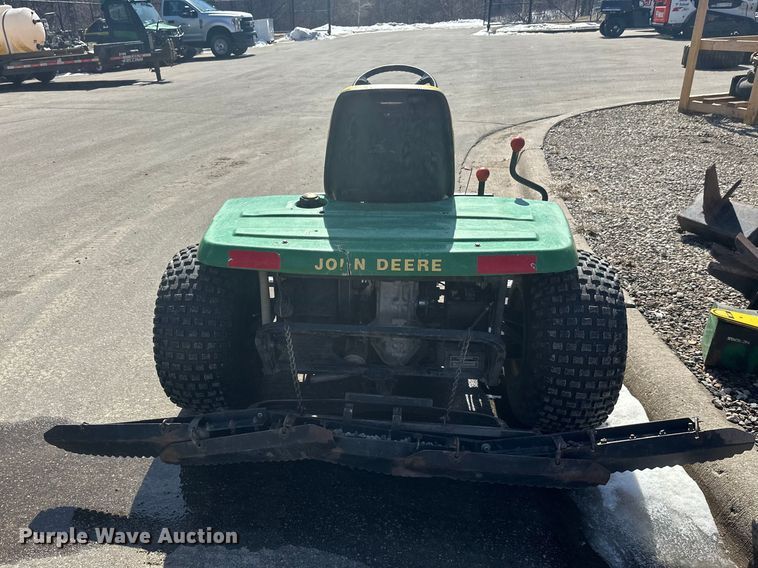 image for item FK1842 John Deere 1200a bunker rake