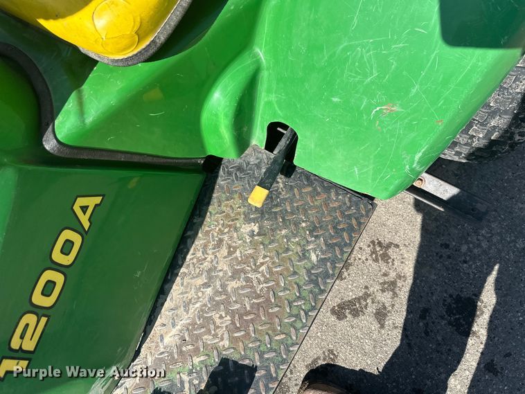 image for item FK1842 John Deere 1200a bunker rake