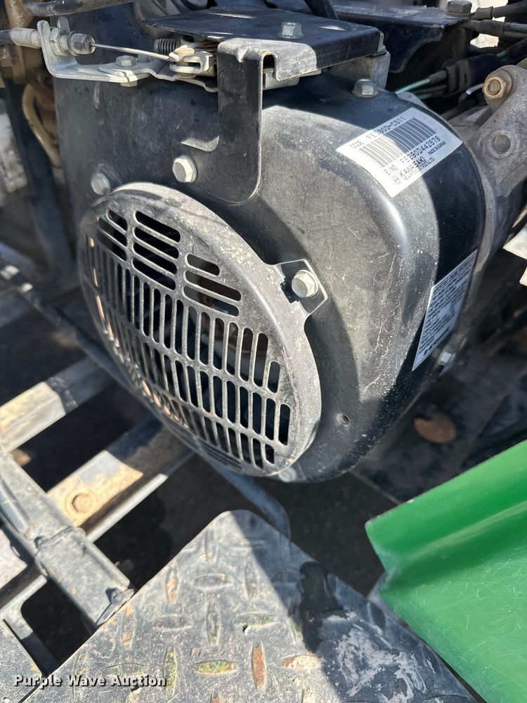 image for item FK1842 John Deere 1200a bunker rake