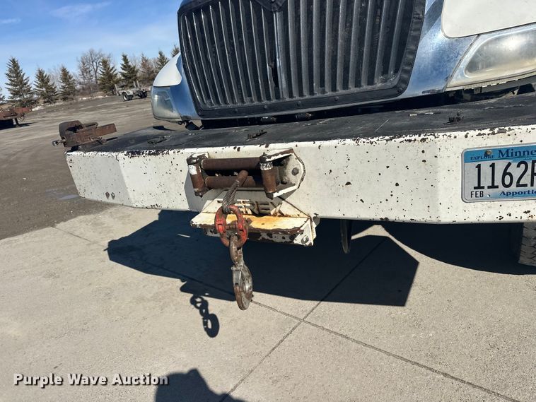 image for item FK1845 2006 International 4300 bucket truck