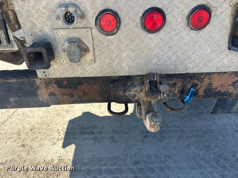 image for item FK1845 2006 International 4300 bucket truck